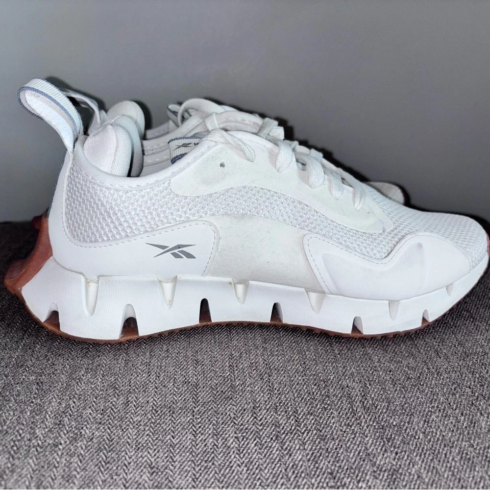 Size 9 Reebok Zig Dynamica Chalk Gum New Without Box Ortholite